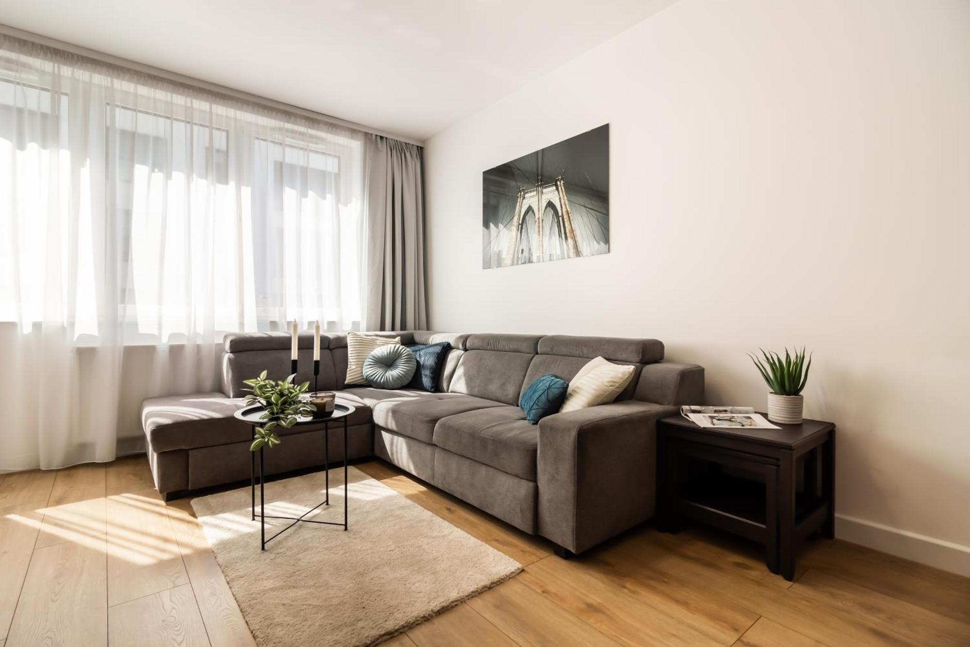 Apartament Near Sky Tower Free Parking For 2 Cars 브로츠와프 외부 사진